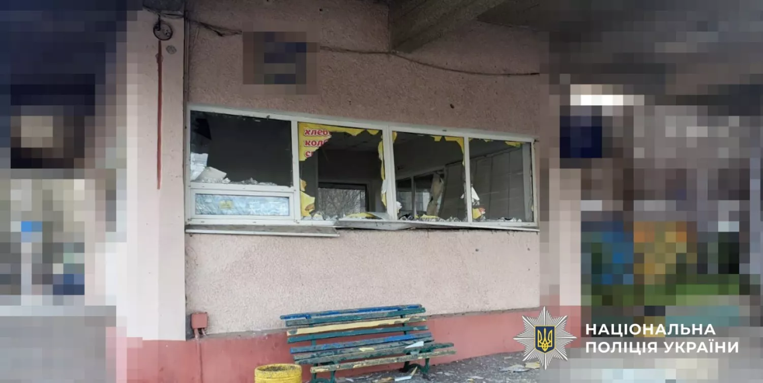 Наслідки обстрілу Херсонської області. Фото: Нацполіція Херсонщини