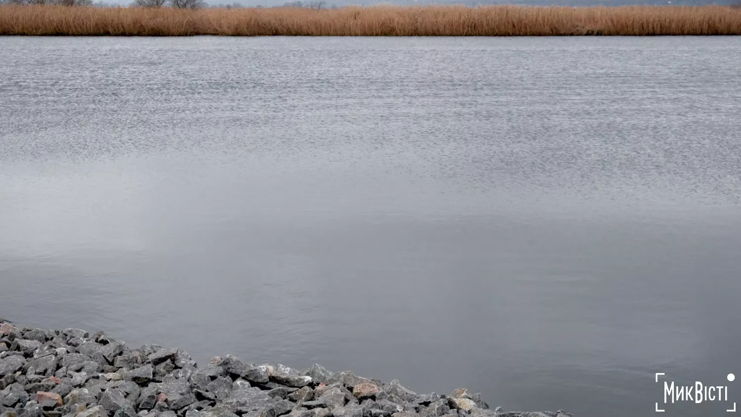 Місце забору води для Миколаєва, річка Південний Буг, фото «МикВісті»