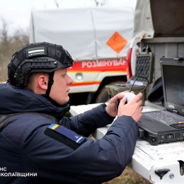 Сапери розміновують сільгоспполя на Миколаївщині. Фото: ДСНС