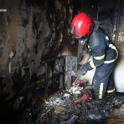 Квартира в Одесі, де сталась пожежа через вибух павербанка. Фото: ДСНС