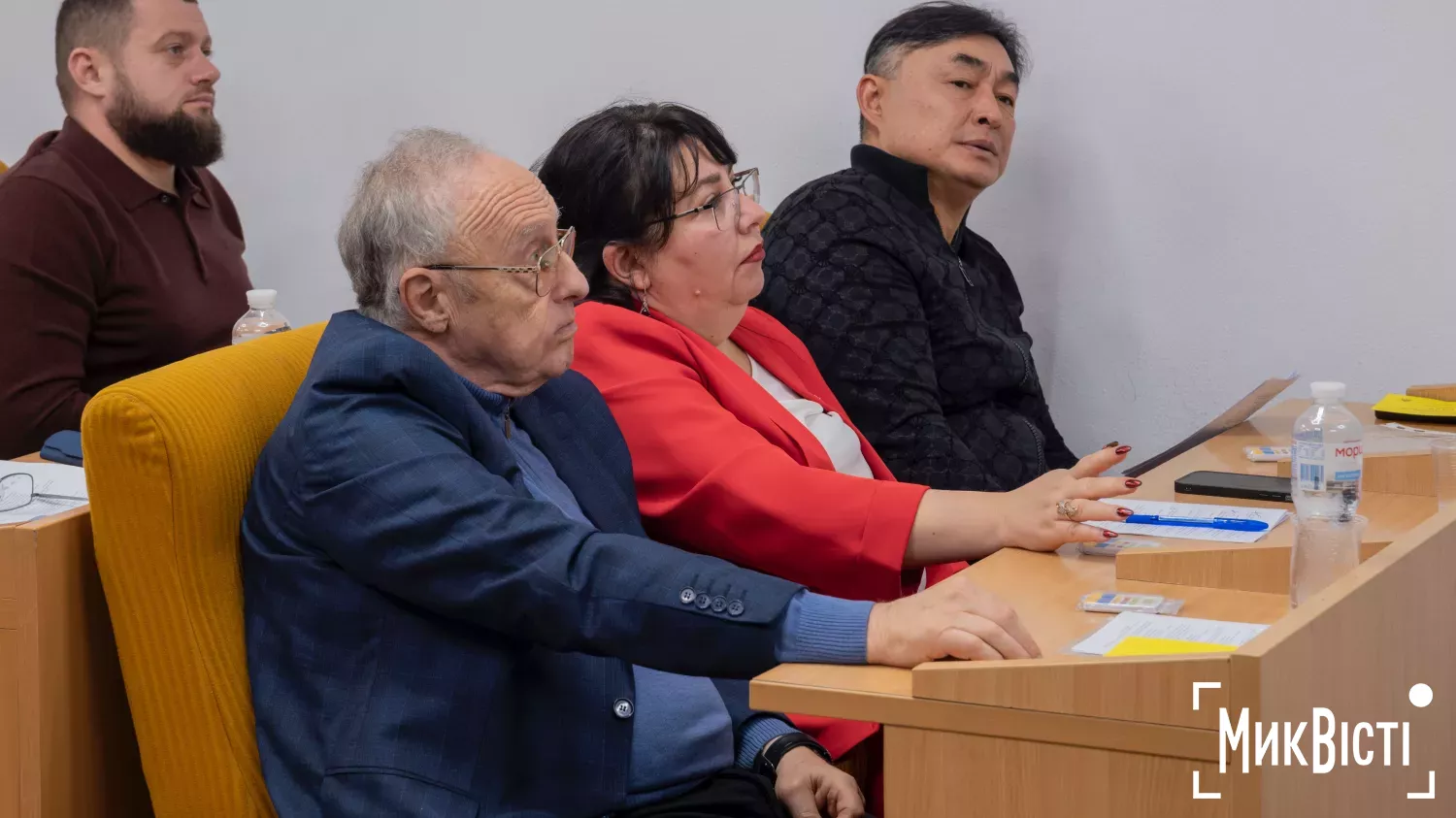 Депутати під час засідання сесії Миколаївської обласної ради. Фото: МикВісті