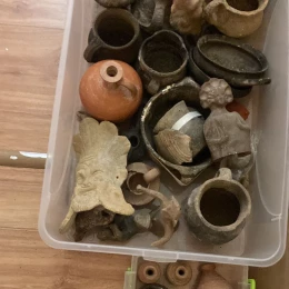 Національний музей історії отримав понад 7 тисяч артефактів колишнього глави Ради Міністрів Криму. Фото: ДБР