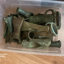 Національний музей історії отримав понад 7 тисяч артефактів колишнього глави Ради Міністрів Криму. Фото: ДБР