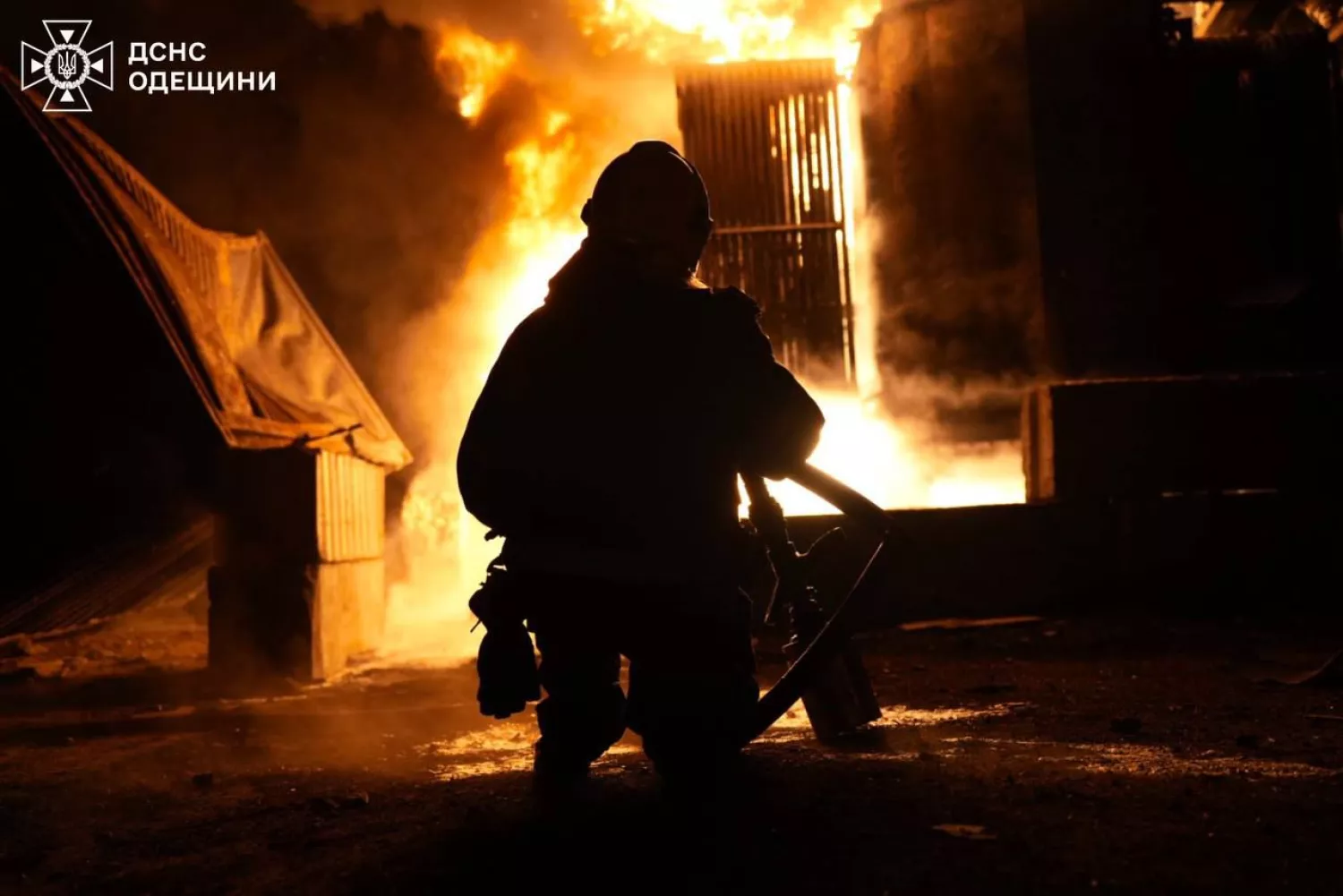 Наслідки обстрілу Одещини 22 грудня. Фото: ДСНС Одещини