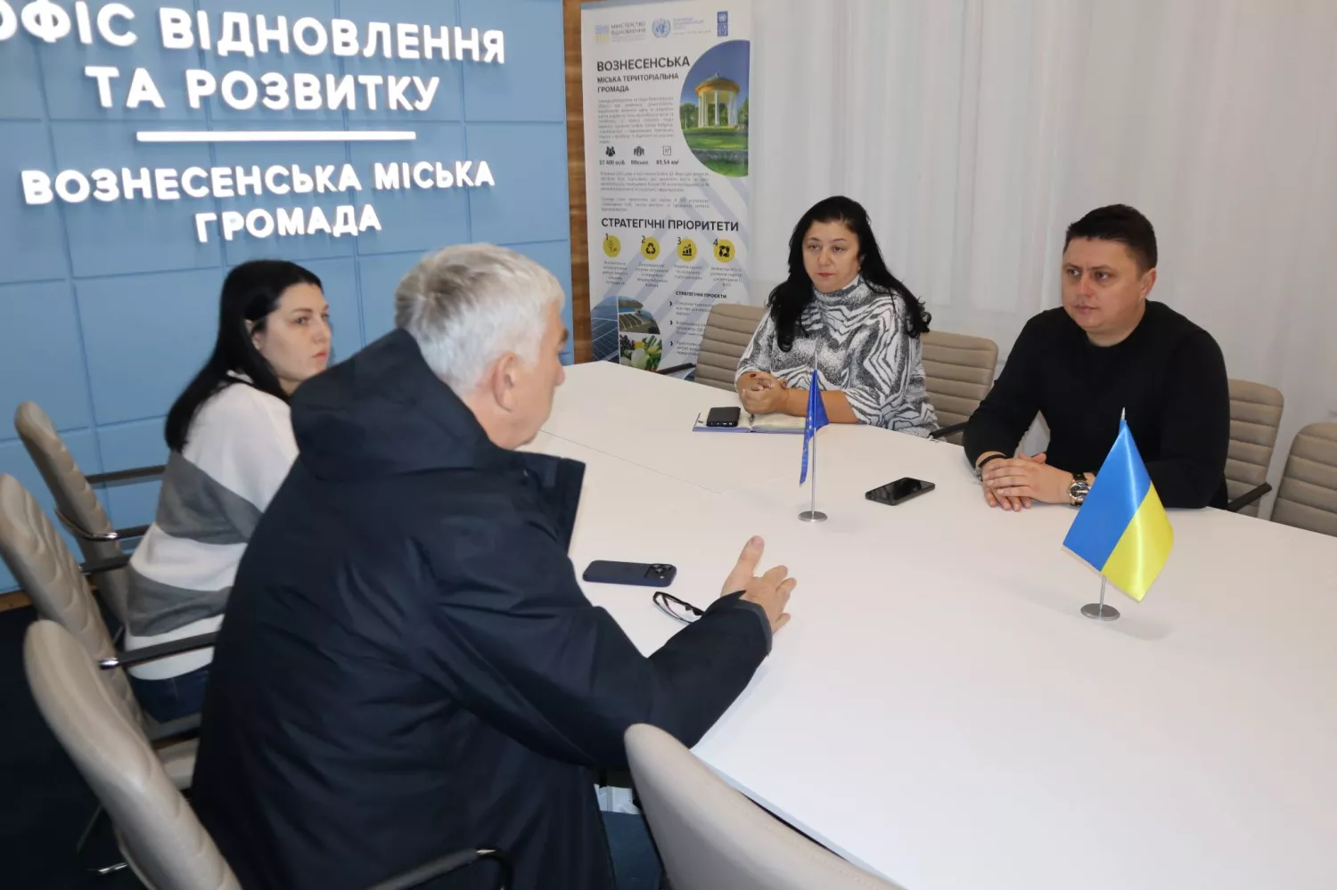 Нарада щодо відсутності окремих міських маршрутів, фото: Вознесенська міська рада