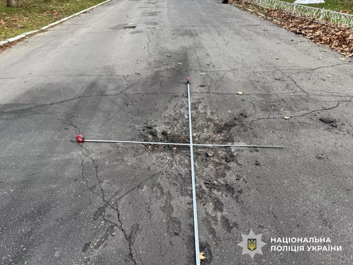 Наслідки обстрілу Херсонщини. Фото: поліція Херсонської області