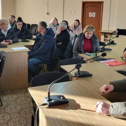 Депутати в очікуванні початку засідання сесії. Фото: Лариса Мініна, Южка.сіті