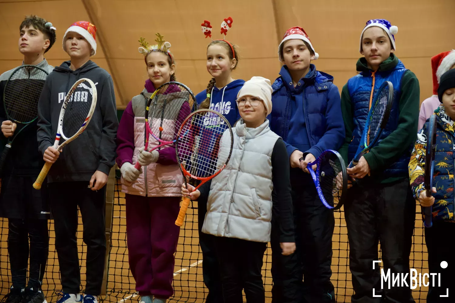 Тренування для миколаївських тенісистів з нагоди Нового року. Фото: МикВісті