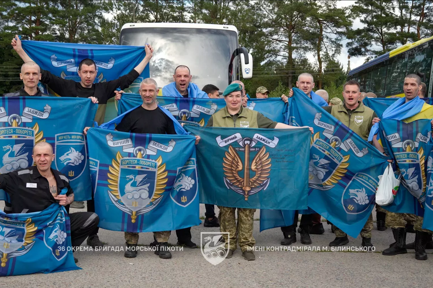 Повернення миколаївських морпіхів з полону 24 серпня. Фото: 36 ОБрМП