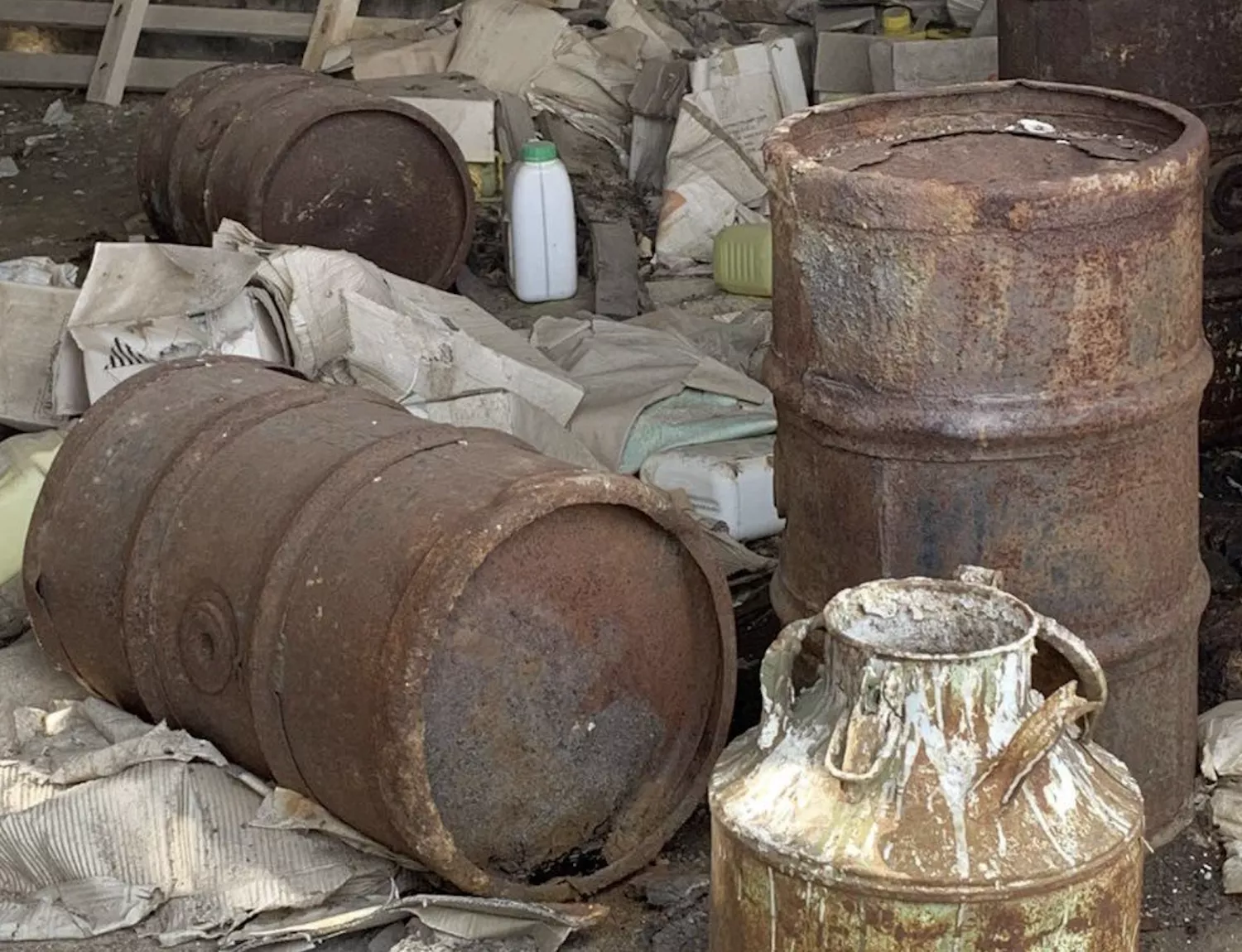 На Миколаївщині екологи виявили небезпечні хімікати. Фото: Держекоінспекція