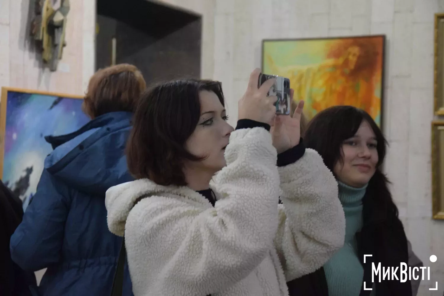 У Миколаєві відкрили виставку до 55-річчя обласної Спілки художників України. Фото: «НикВести»