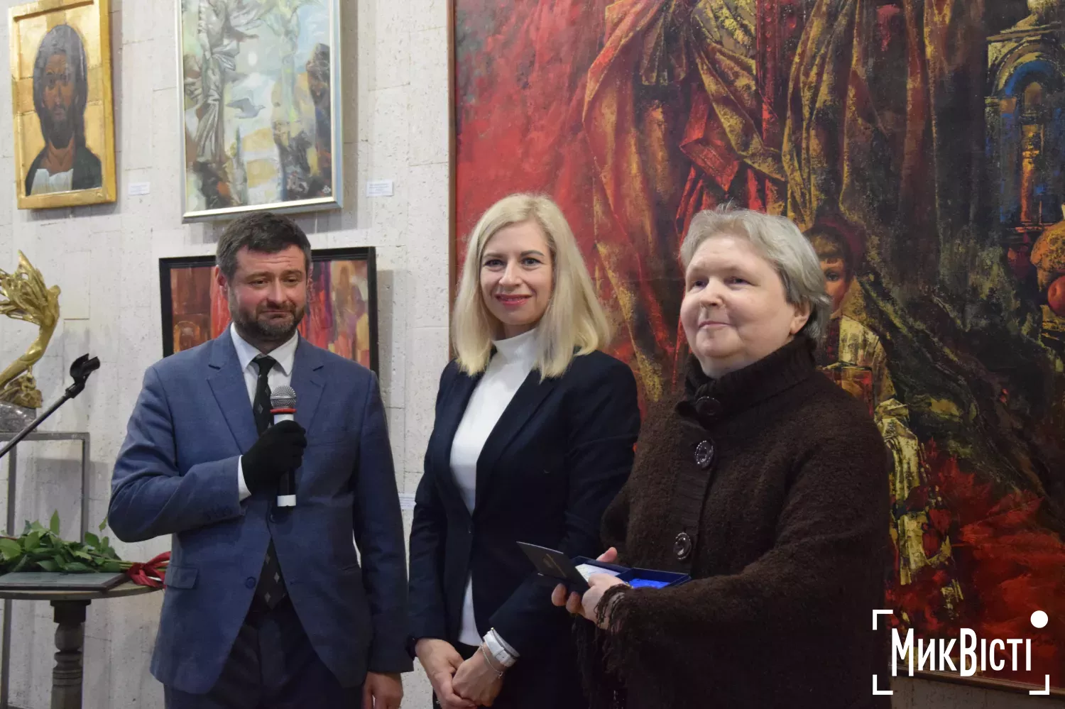 У Миколаєві відкрили виставку до 55-річчя обласної Спілки художників України. Фото: «НикВести»