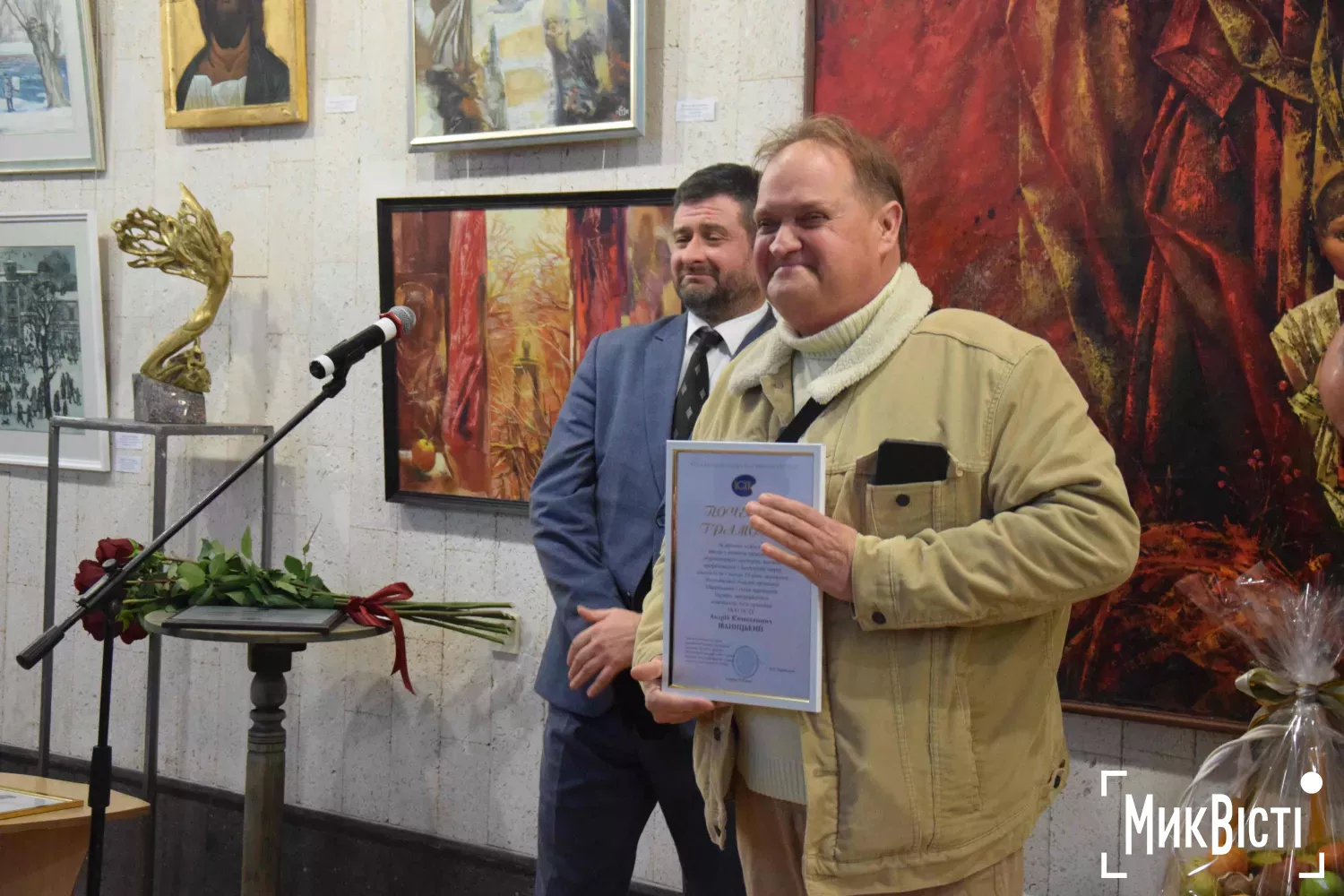 У Миколаєві відкрили виставку до 55-річчя обласної Спілки художників України. Фото: «НикВести»