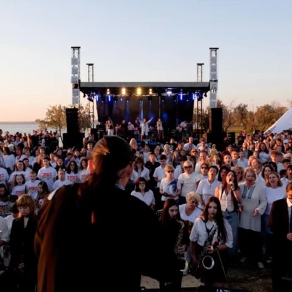 Музичний фестиваль у Миколаєві, вересень 2025, скриншот з сюжету ТРК МАРТ