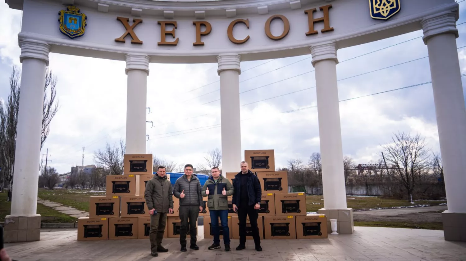 Люксембург передав генератори для лікарень Херсонщини, фото з соцмереж Олександра Прокудіна
