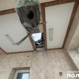 Наслідки обстрілу Херсонщини, фото: Нацполіція