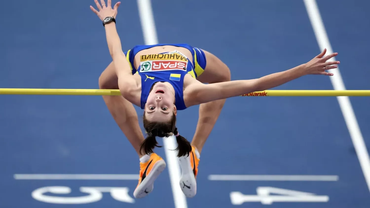 Ярослава Магучіх у фіналі Чемпіонату Європи з легкої атлетики в приміщенні у нідерландському місті Апелдорн, 9 березня 2025 року. Фото: Michael Steele / Getty Images