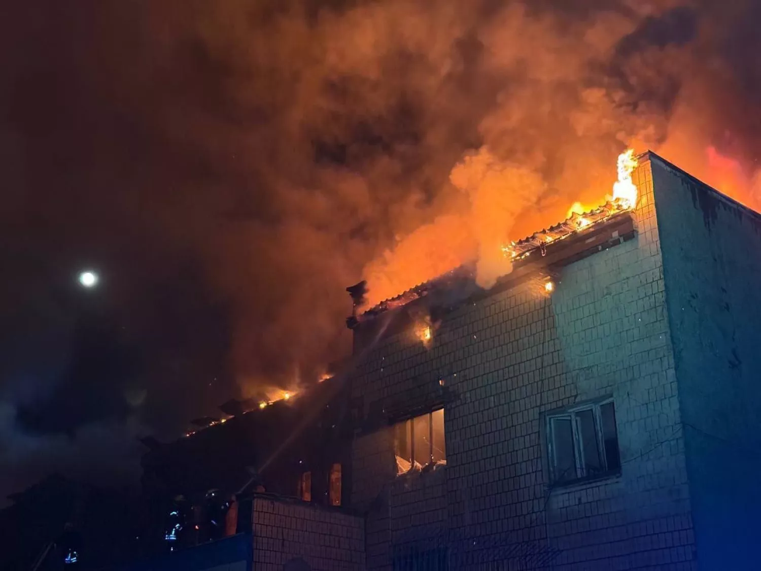 Наслідки обстрілу Одеси 13 квітня, фото: Геннадій Труханов