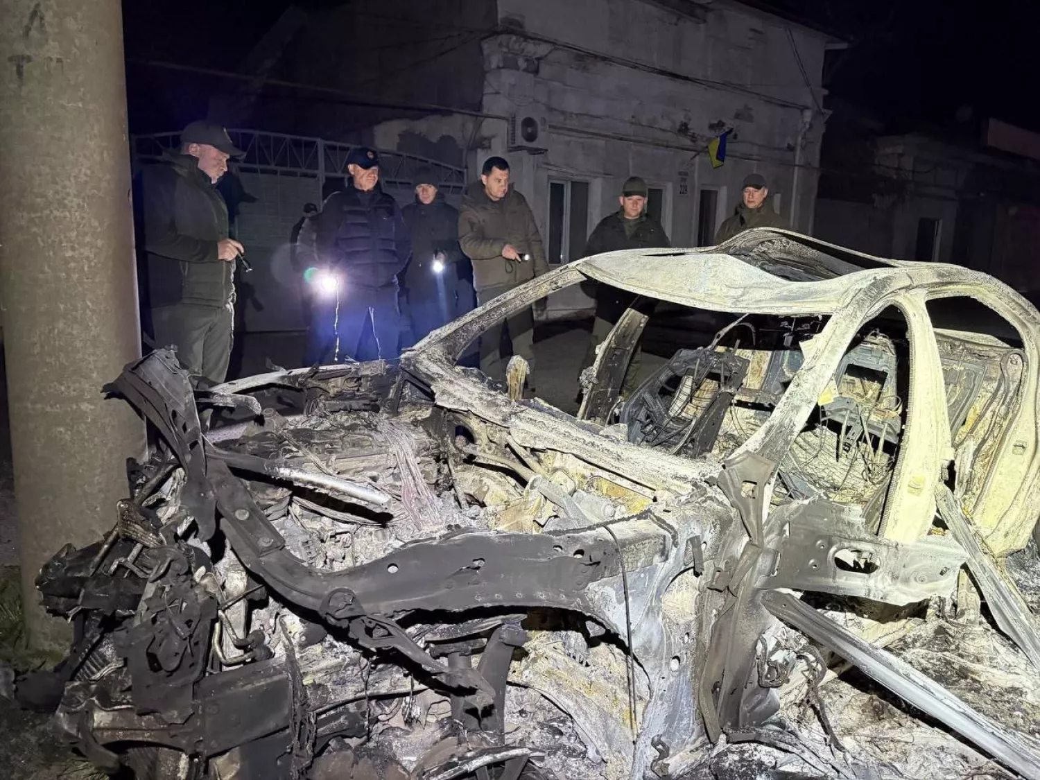 Наслідки обстрілу Одеси 13 квітня, фото: Геннадій Труханов