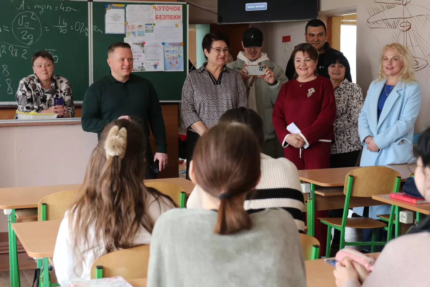Антон Табунщик відвідав соціальні заклади Єланецької громади. Фото: Миколаївська обласна рада