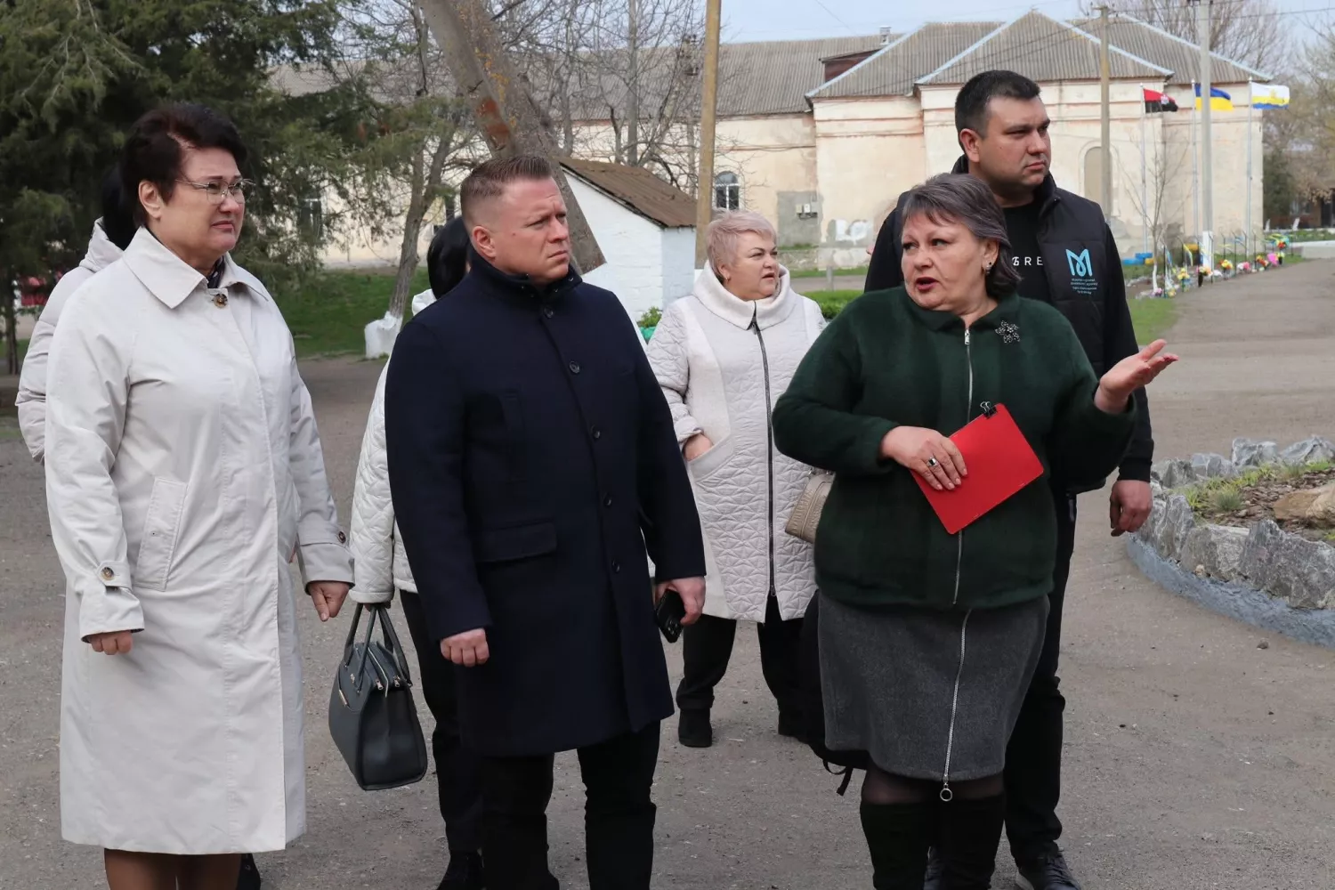 Антон Табунщик відвідав соціальні заклади Єланецької громади. Фото: Миколаївська обласна рада