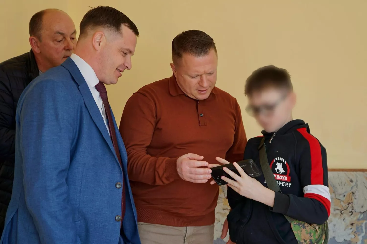 Антон Табунщик відвідав Лисогірську спеціальну школу, фото: Миколаївська обласна рада