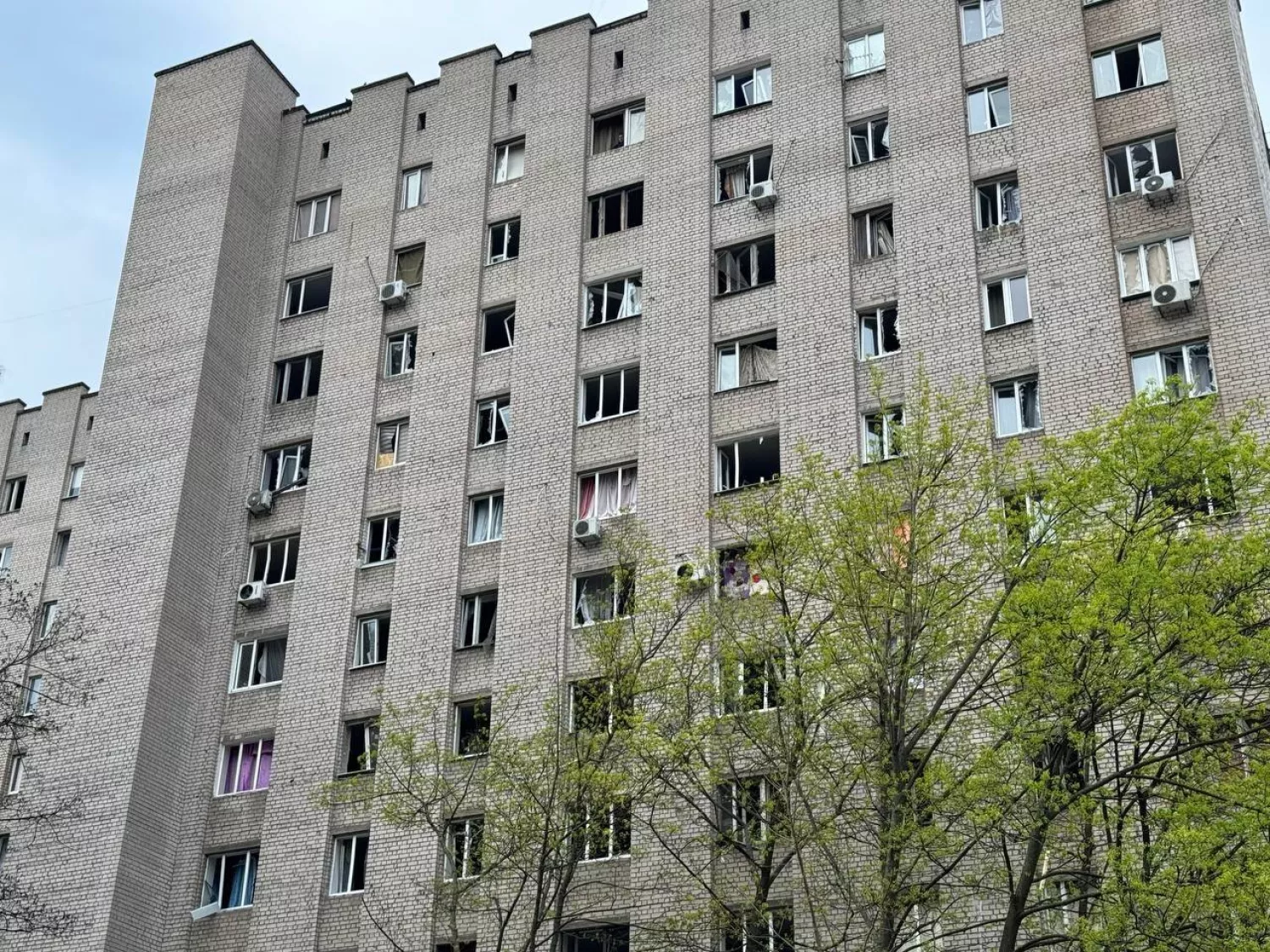 Наслідки російського обстрілу Дніпра, фото: Сергій Лисак