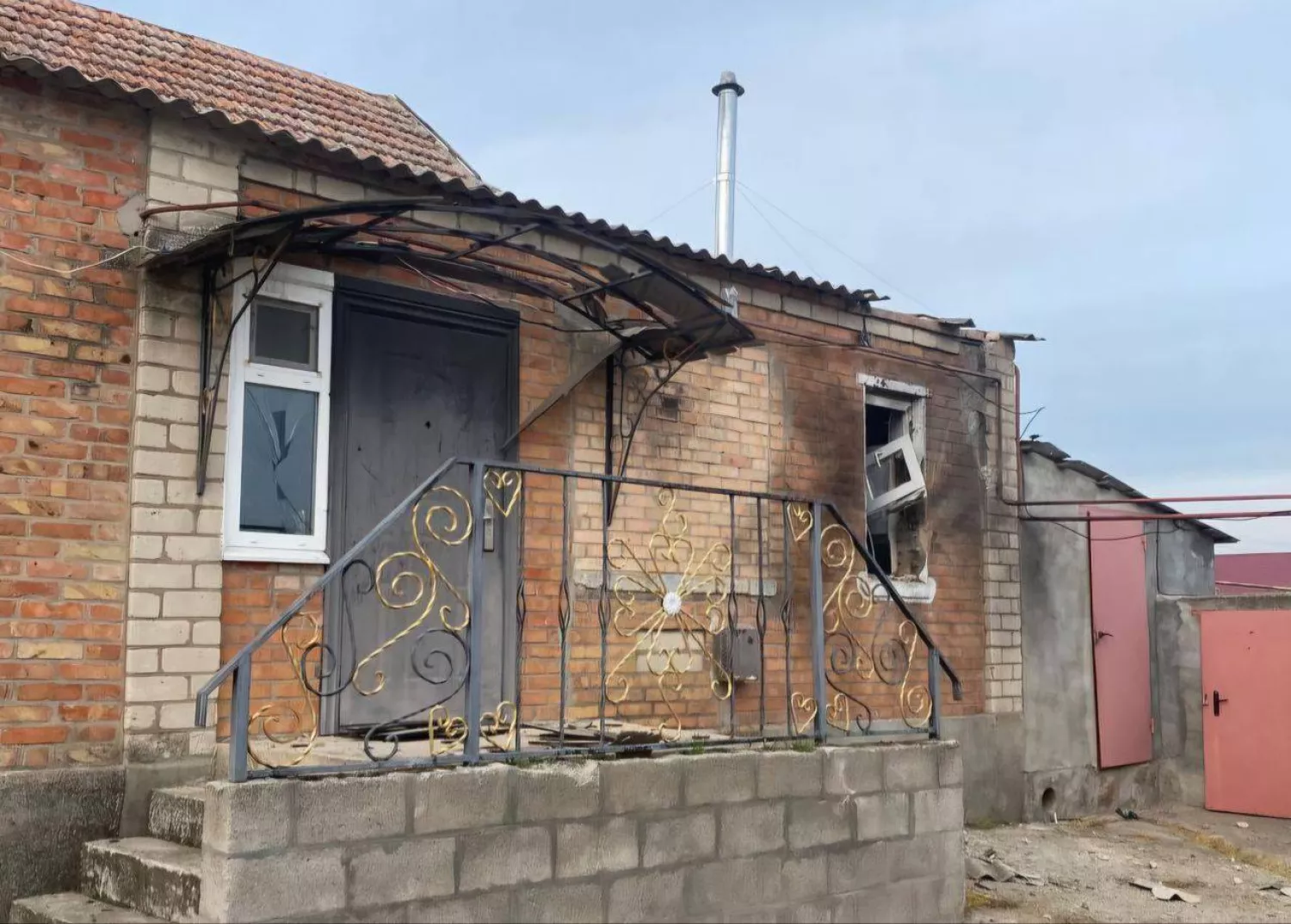 Наслідки російського обстрілу Дніпра, фото: Сергій Лисак