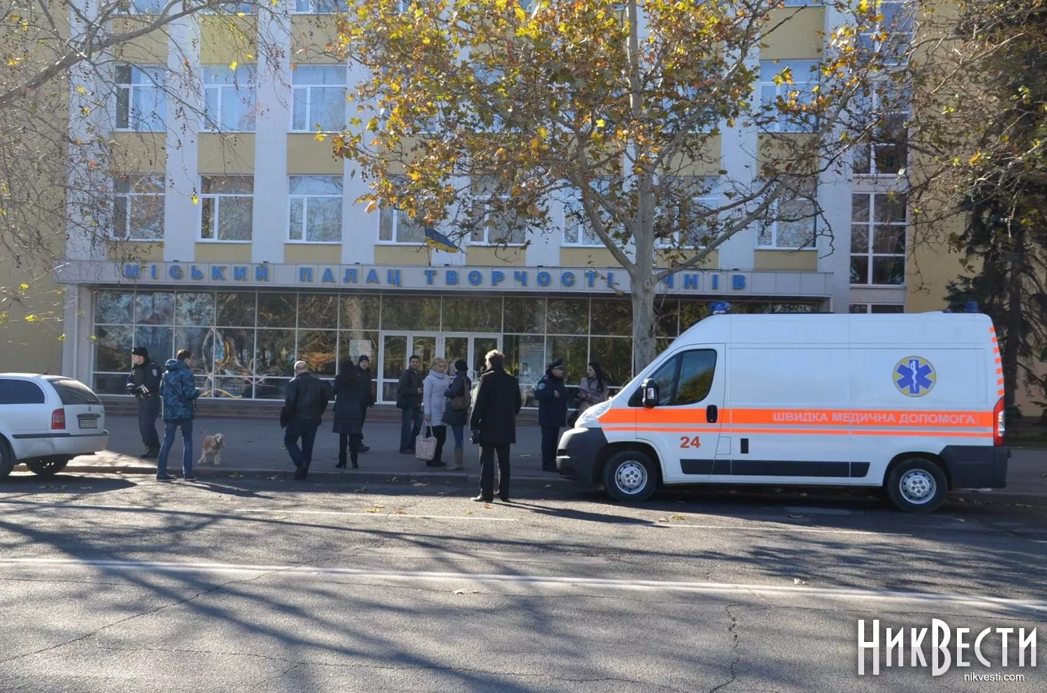 Центр «Медицини катастроф» у Миколаєві передасть поліції «швидку» для евакуації поранених із Херсонщини. Фото: архів «НикВести»