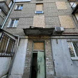 Стан будинку 69 по вулиці Космонавтів у Миколаєві. Фото: Дарья Колосенко