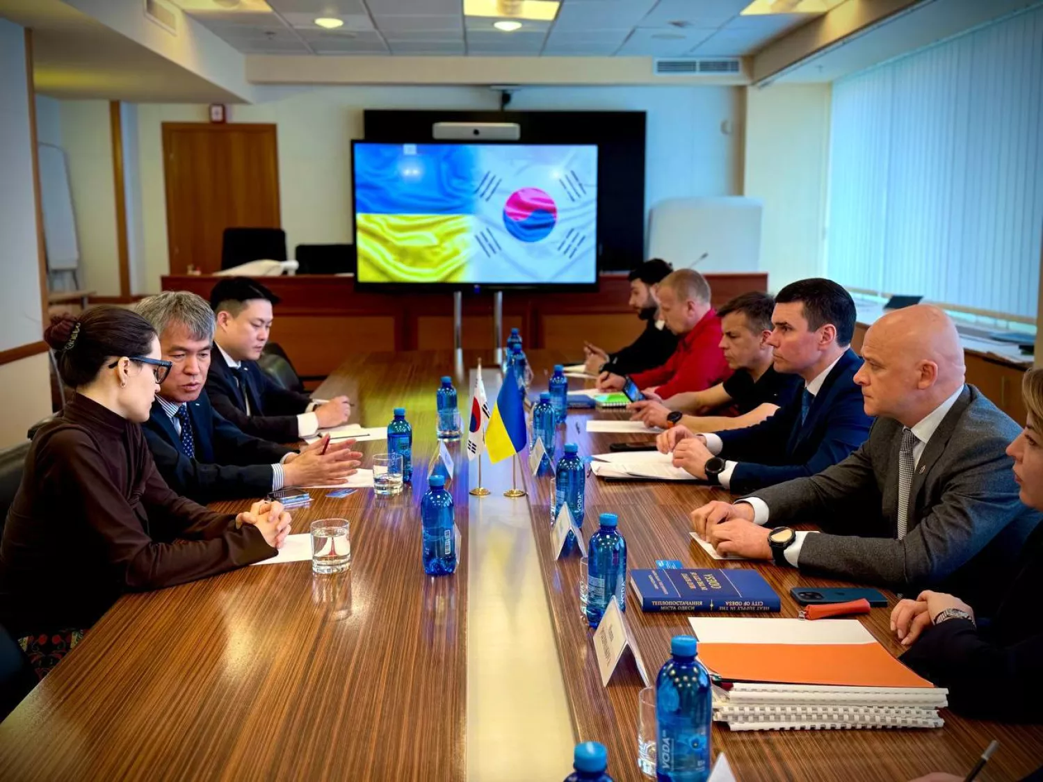 Переговори влади Одеси з партнерами щодо будівництва сміттєспалювального заводу. Фото: Одеська міська рада