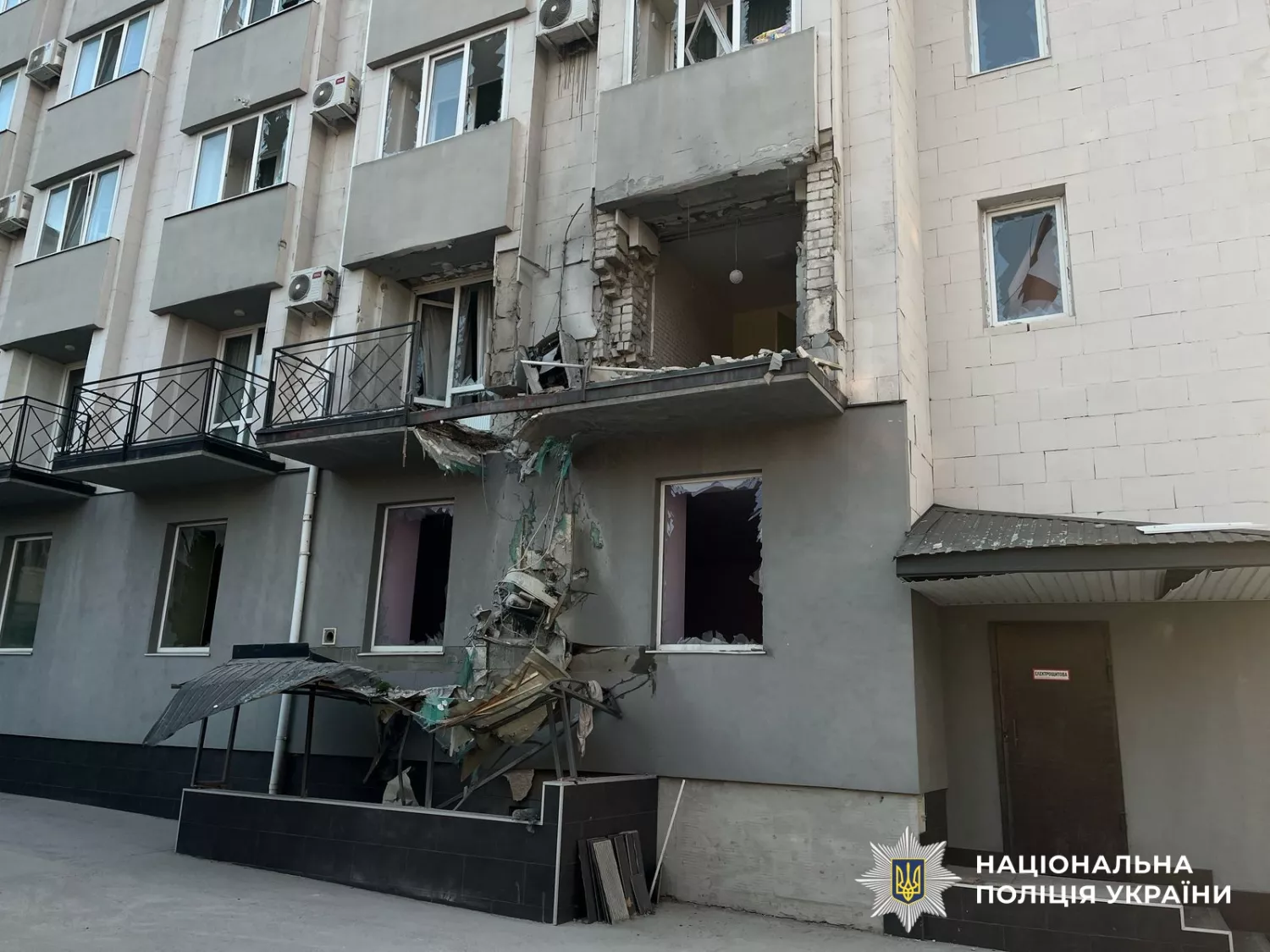 Обстріл Херсонщини, фото: Нацполіція