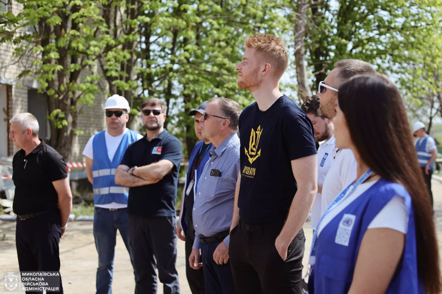 На Миколаївщини демонтують зруйновану від обстрілів школу. Фото: Миколаївська ОДА