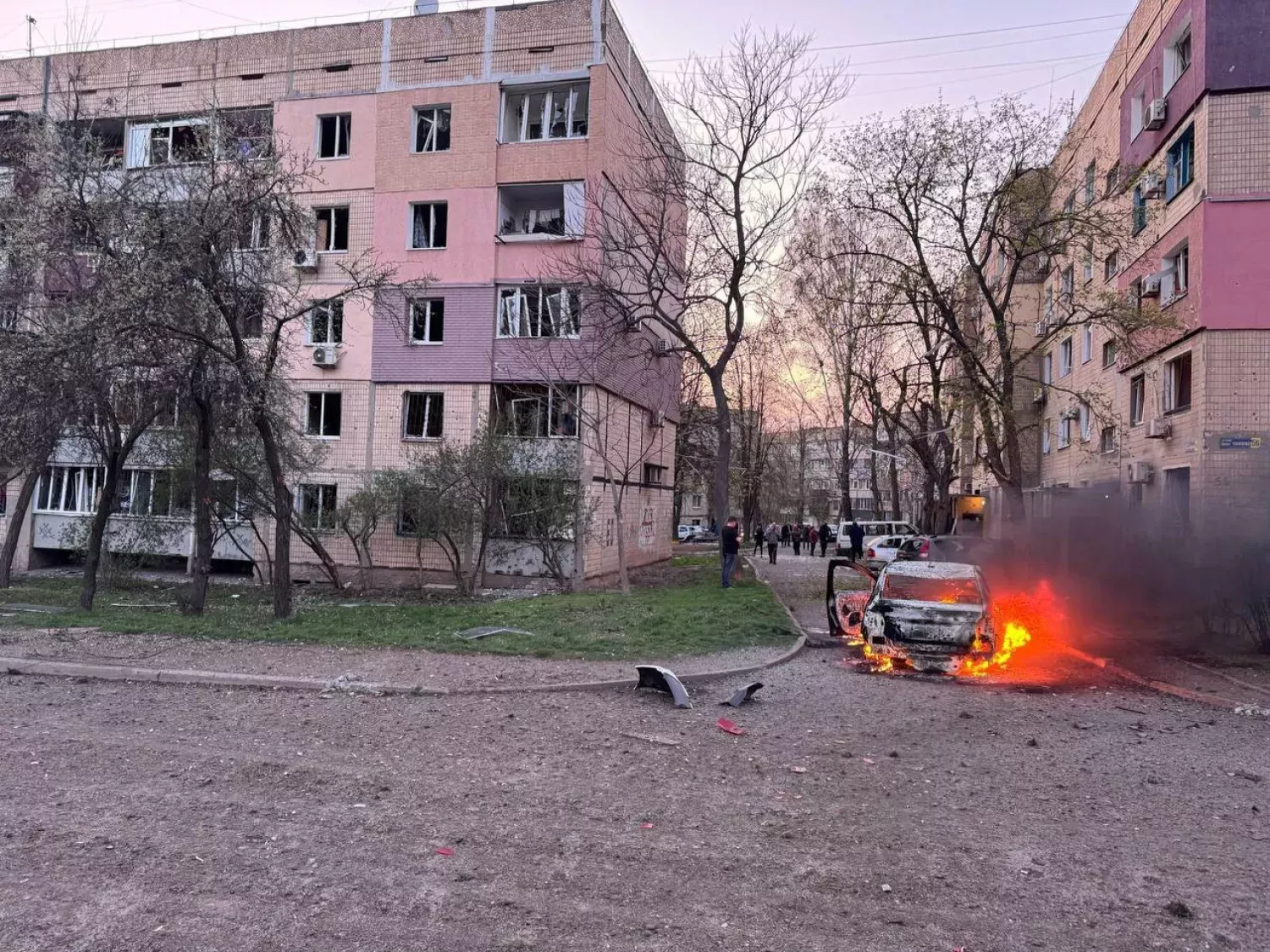 Наслідки російської атаки 4 квітня на Кривий Ріг, фото: Володимир Зеленський