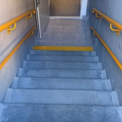 Укриття в миколаївських садочках і училищі недоступні для маломобільних людей. Фото: Представництво Уповноваженого Верховної Ради України з прав людини