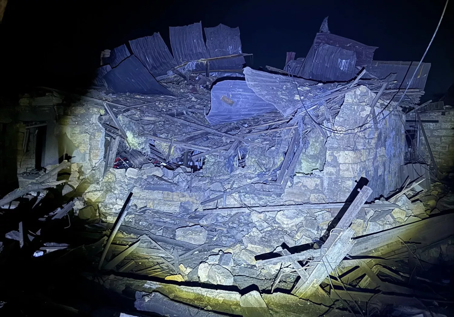 Наслідки удару по Одесі 12 січня. Фото: МВА