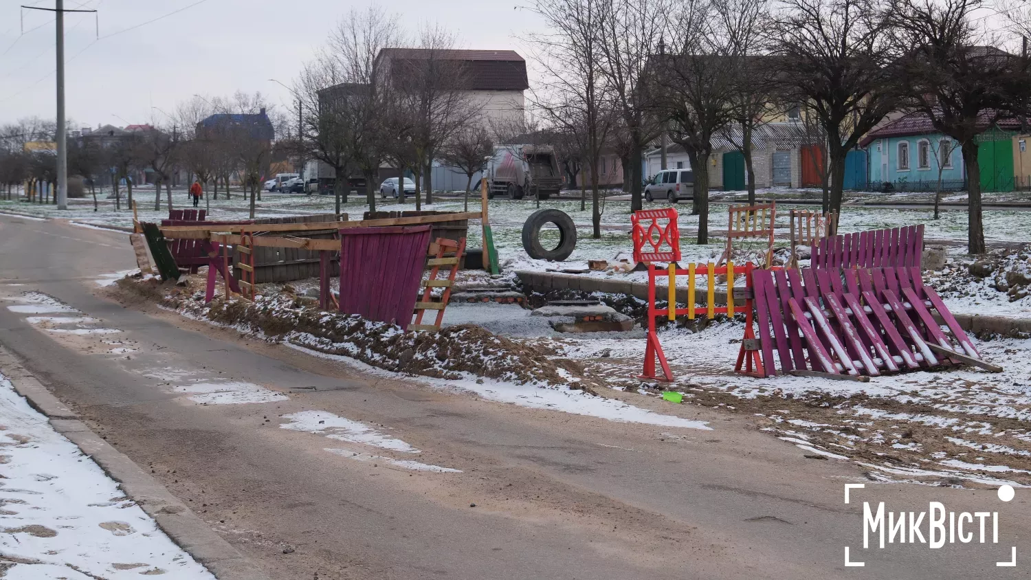 Ремонтні роботи на вулиці Пограничній у Миколаєві тимчасово зупинили через морози, фото: МикВісті