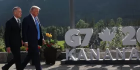 Лідери G7 планують переконати Трампа підтримати безпекові гарантії для України. Фото: Reuters, Suzanne Plunkett, Pool