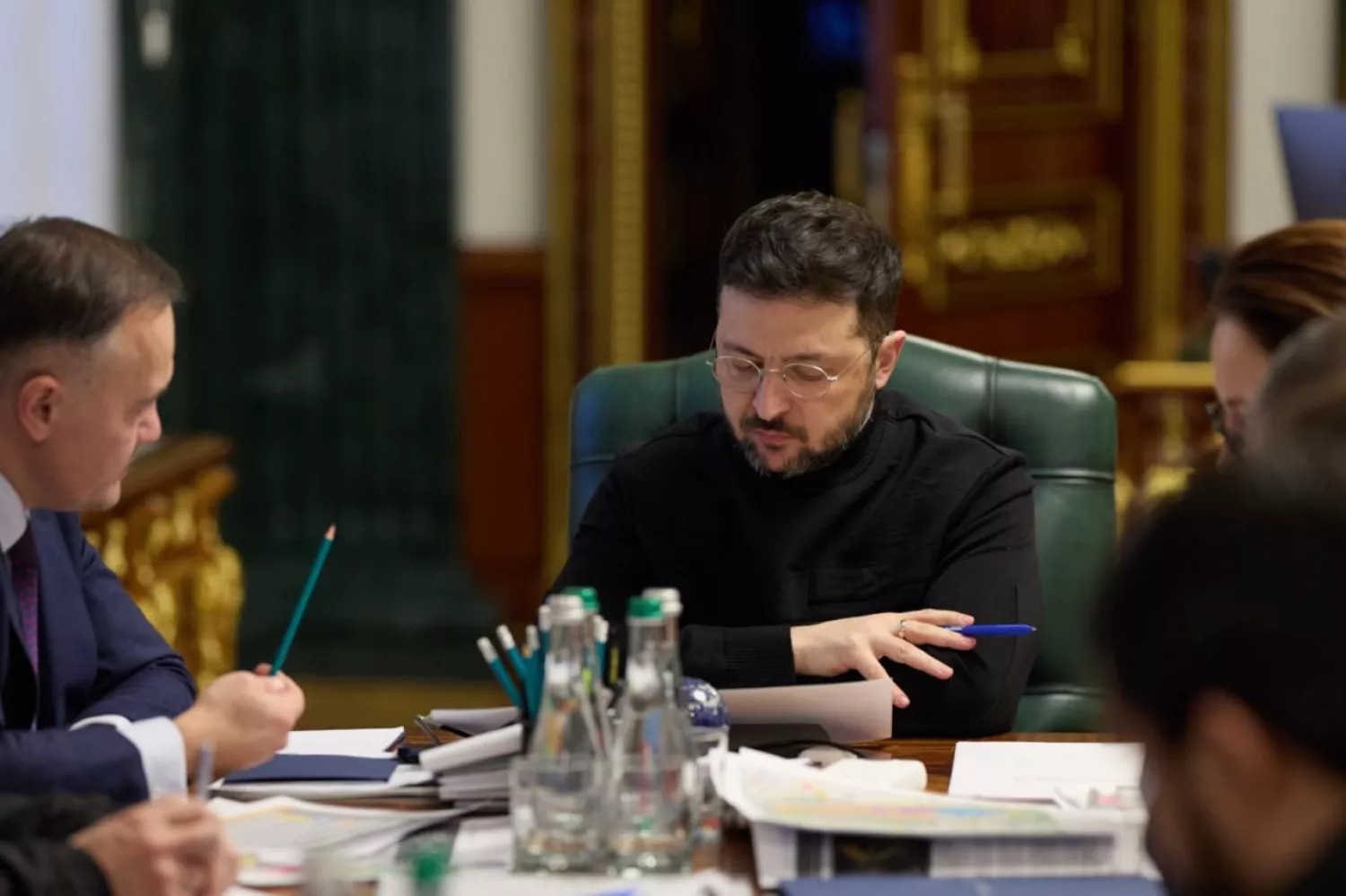 В Україні запроваджують режим надзвичайного стану в енергетиці. Фото: Володимир Зеленський