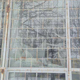 Вибиті вікна в університеті через російський удар по Львову 15 січня. Фото: Львівська політехніка