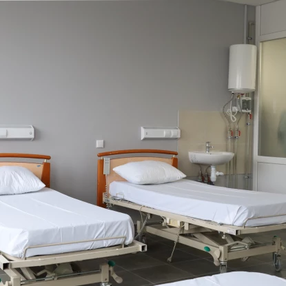 У Миколаєві відкрили оновлене гінекологічне відділення міської лікарні №1 за майже 12 мільйонів гривень. Фото: Миколаївська міська рада