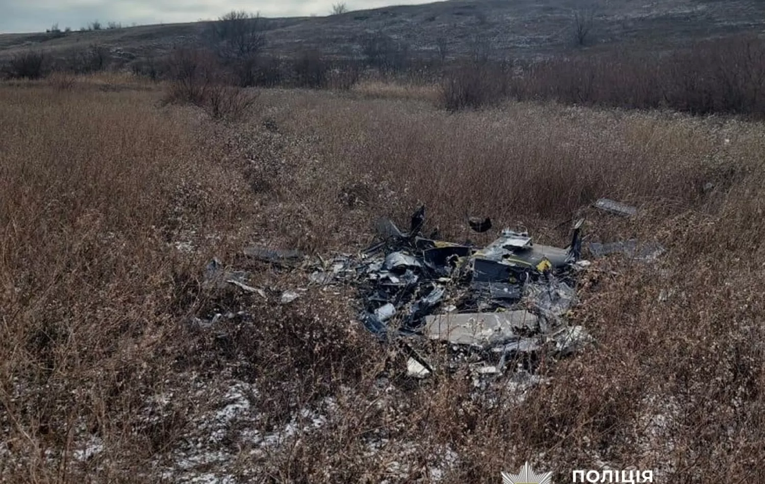 На Миколаївщині вибухотехніки знищили нездетоновану бойову частину російського дрона. Фото: поліція Миколаївщини