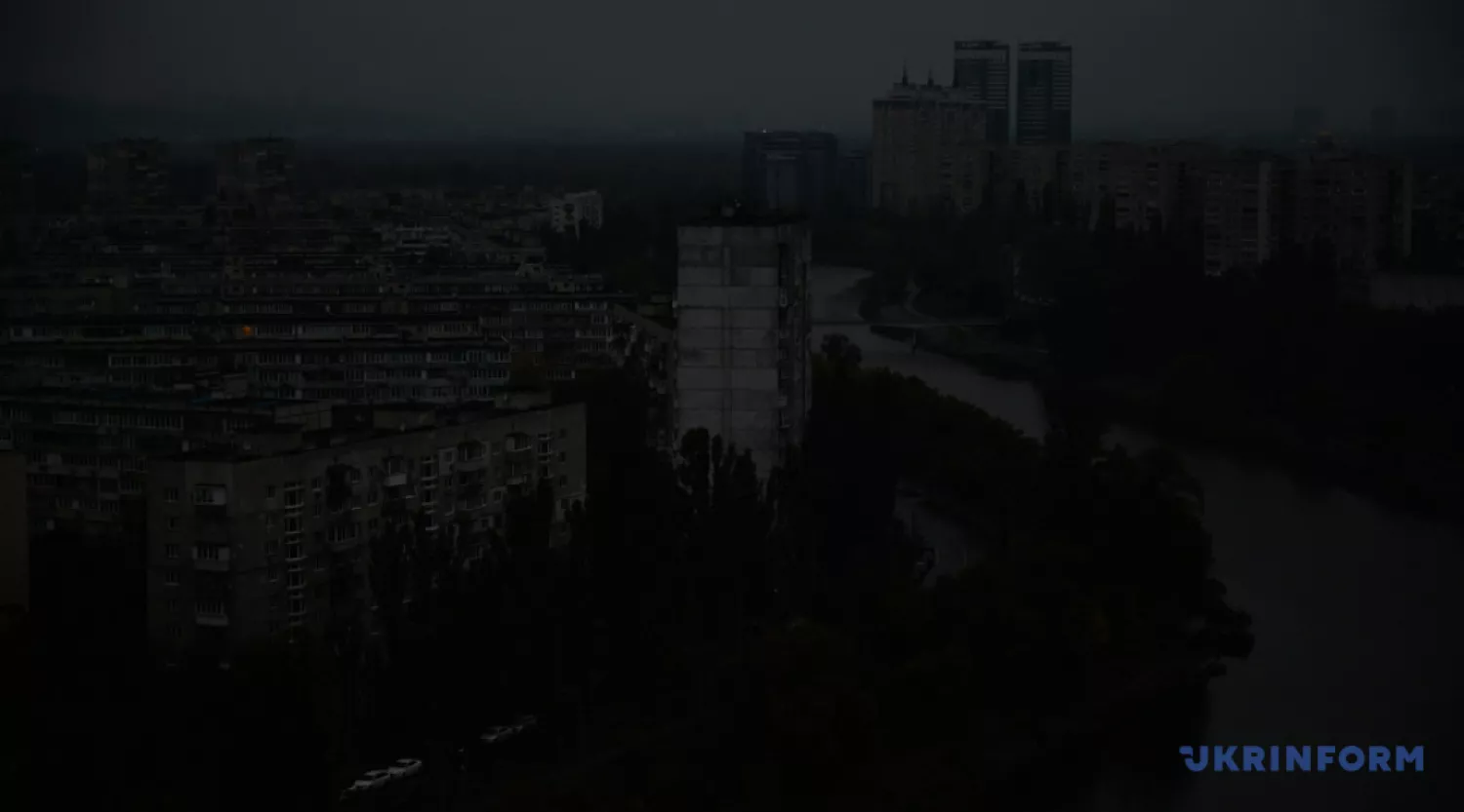 Польща передає Києву та громадам навколо столиці 400 генераторів. Фото: Укрінформ