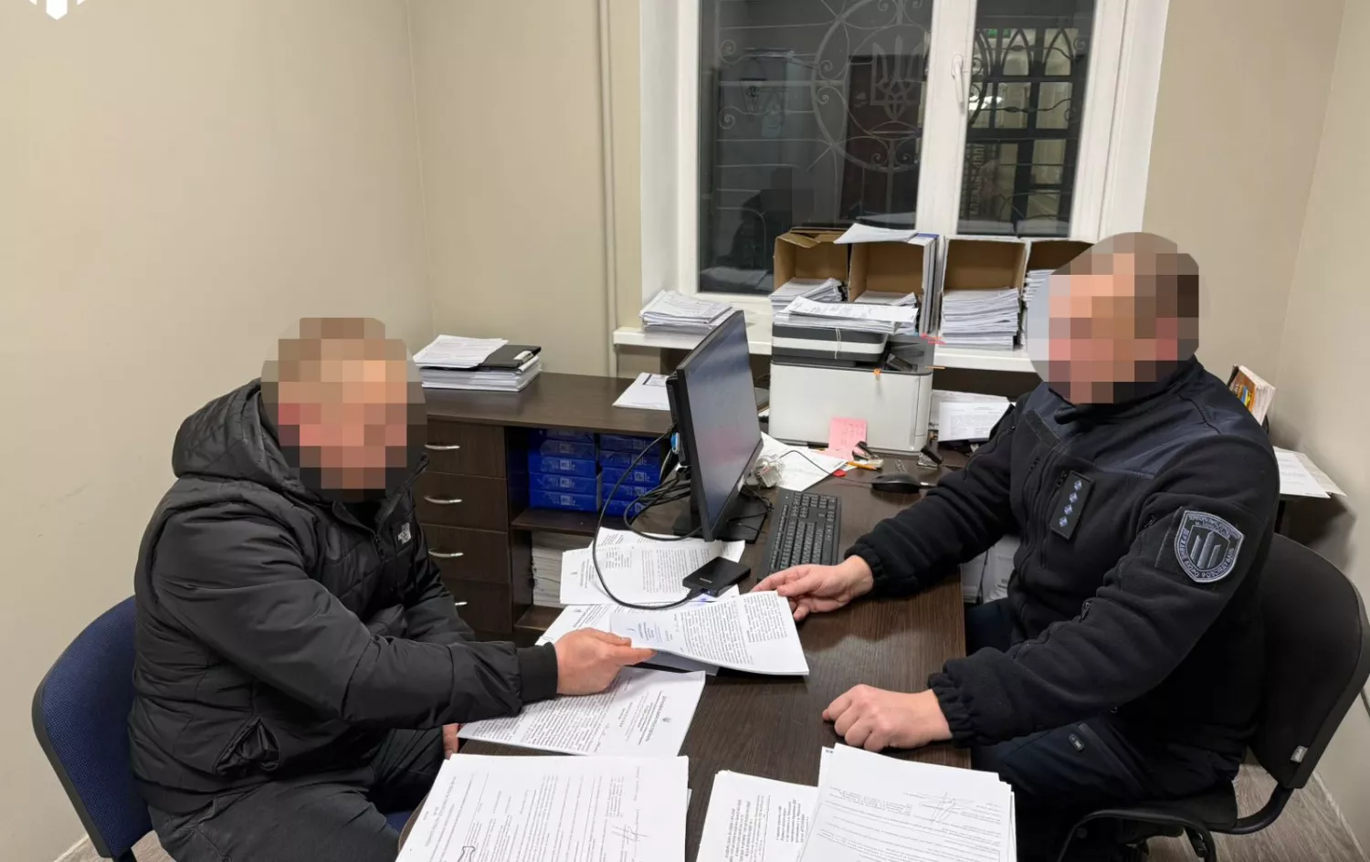 У ДБР розслідують схему зняття військовозобов’язаних з обліку у ТЦК Миколаївщини за $10 тисяч. Фото: ДБР