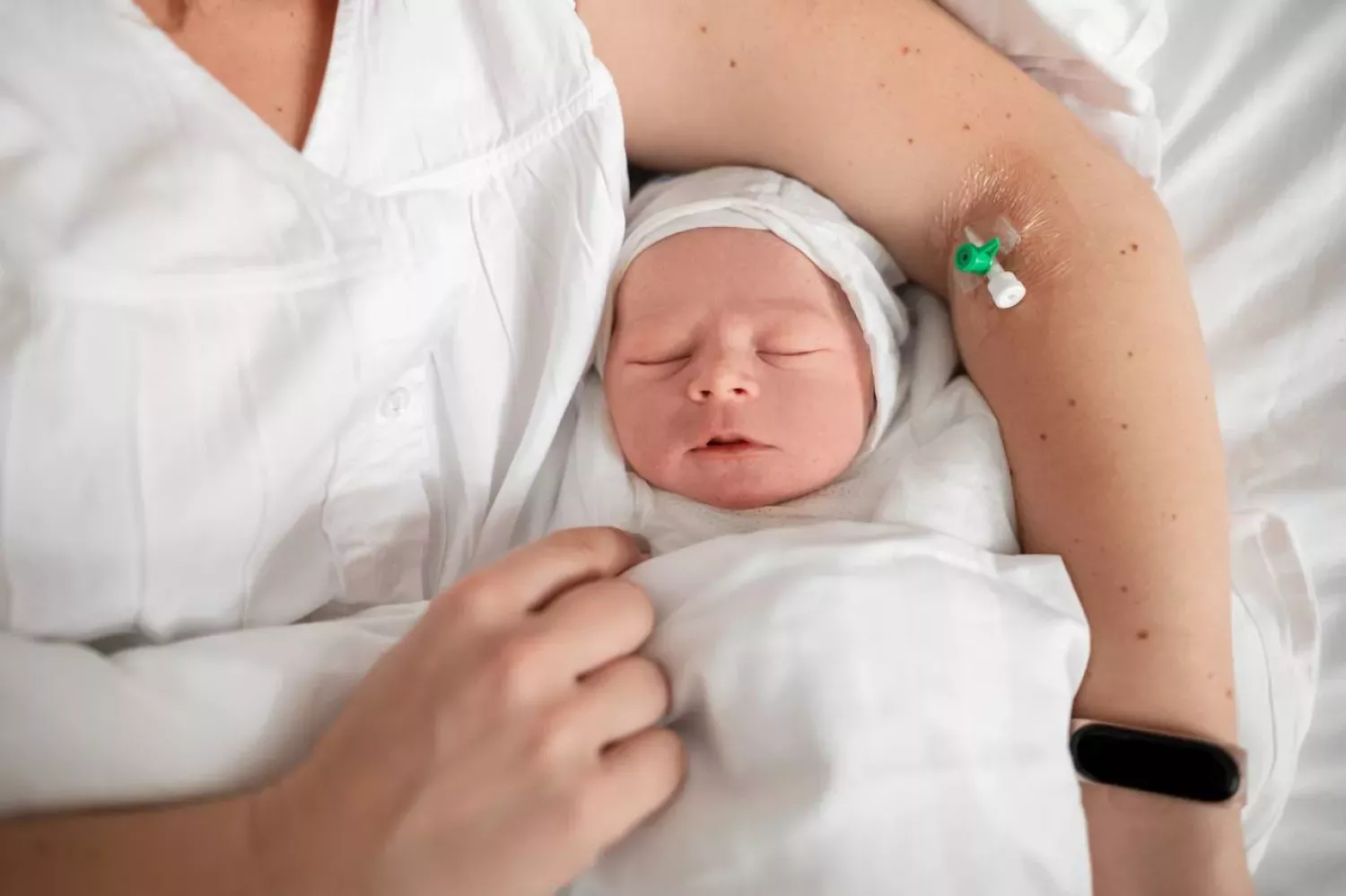 Новонароджена дитина. Фото: Getty Images