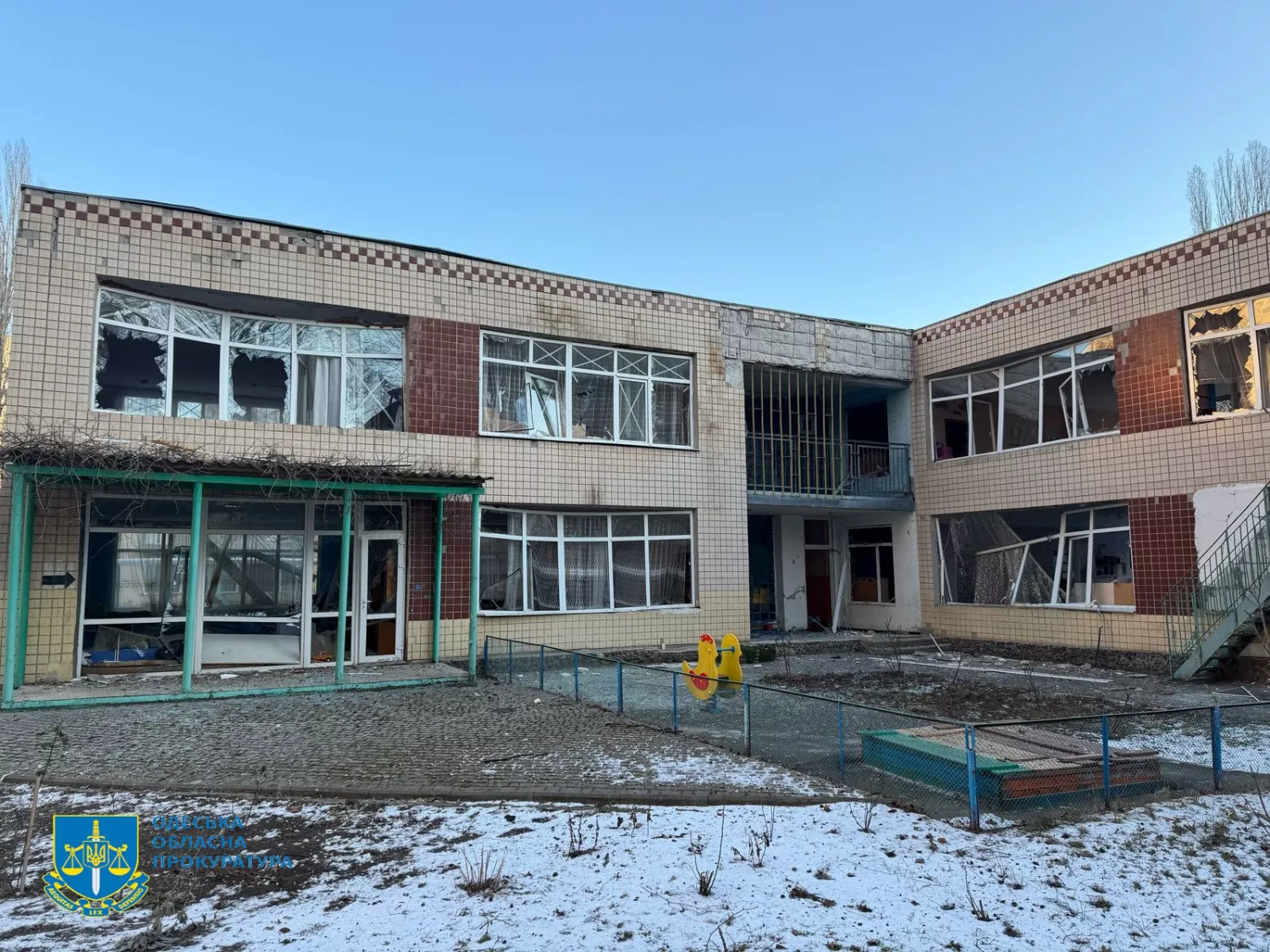 За 4 роки повномасштабної війни в Одесі пошкоджені 49 шкіл та дитсадків. Ілюстративне фото: Прокуратура Одеської області