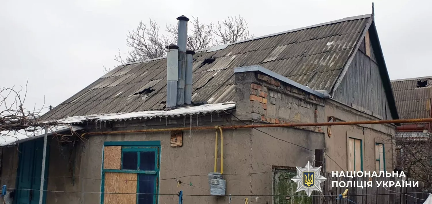 Наслідки обстрілу Херсонщини. Фото: Поліція Херсонської області, для ілюстрації