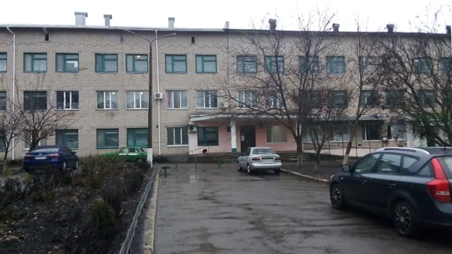 Депутат Первомайська підозрюється у привласненні коштів на ремонті лікарні. Фото: Гард