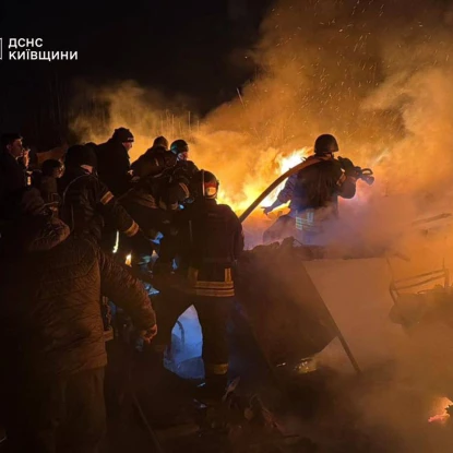 Наслідки обстрілу Києва 9 січня. Фото: ДСНС Києва