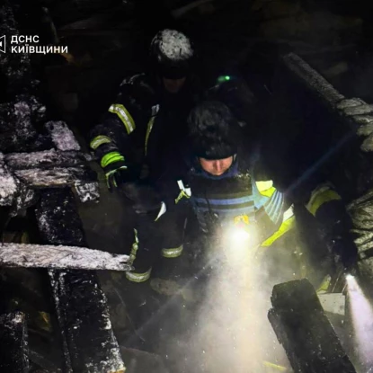 Наслідки обстрілу Києва 9 січня. Фото: ДСНС Києва